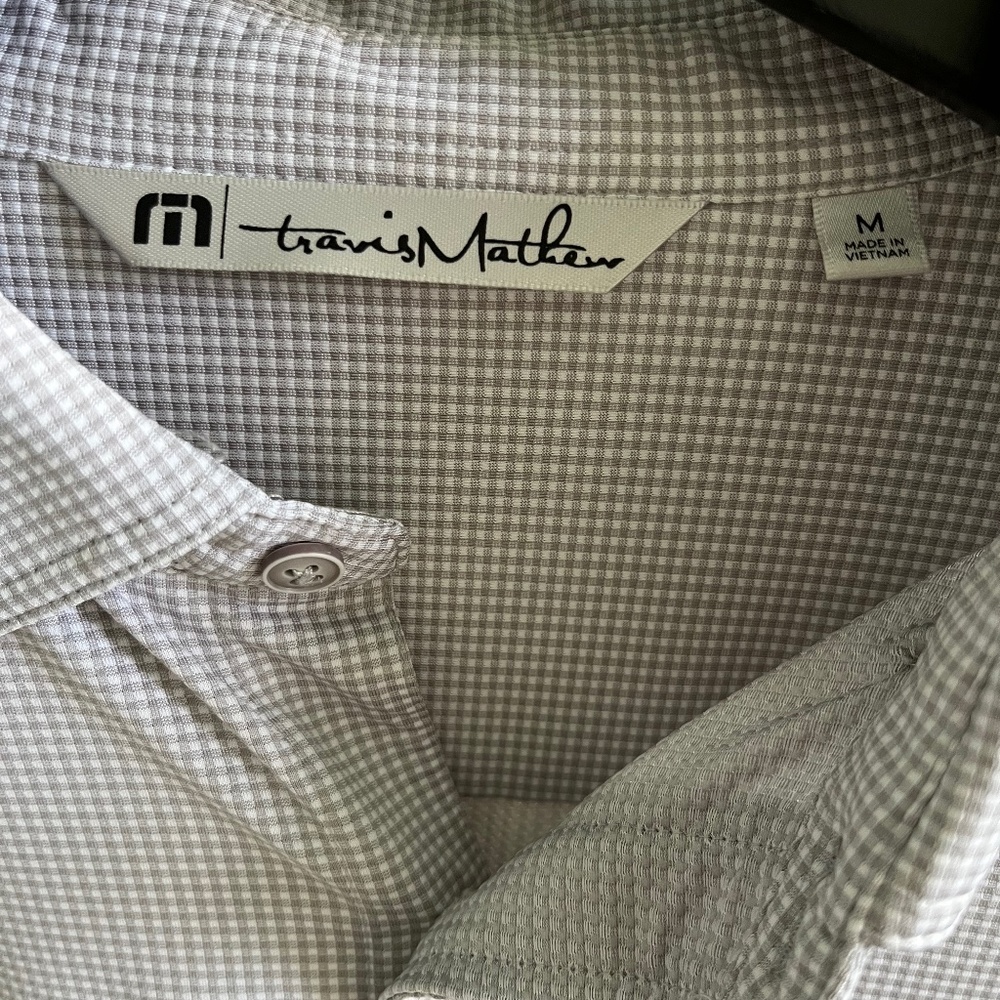 Travis Matthew Dress Shirt M
